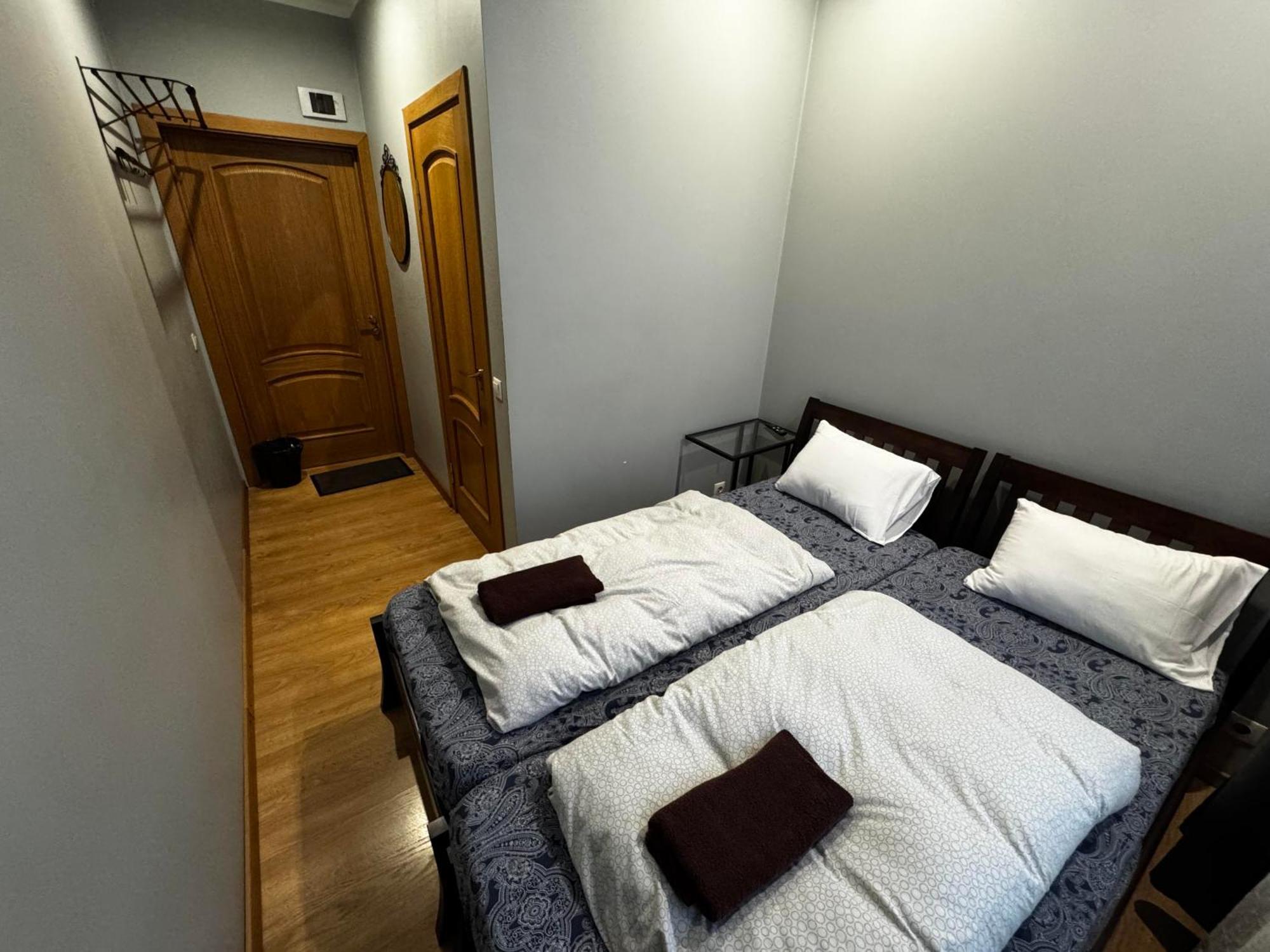 Aparthotel Riga Luaran gambar A room at a capsule hotel in Tokyo, Japan