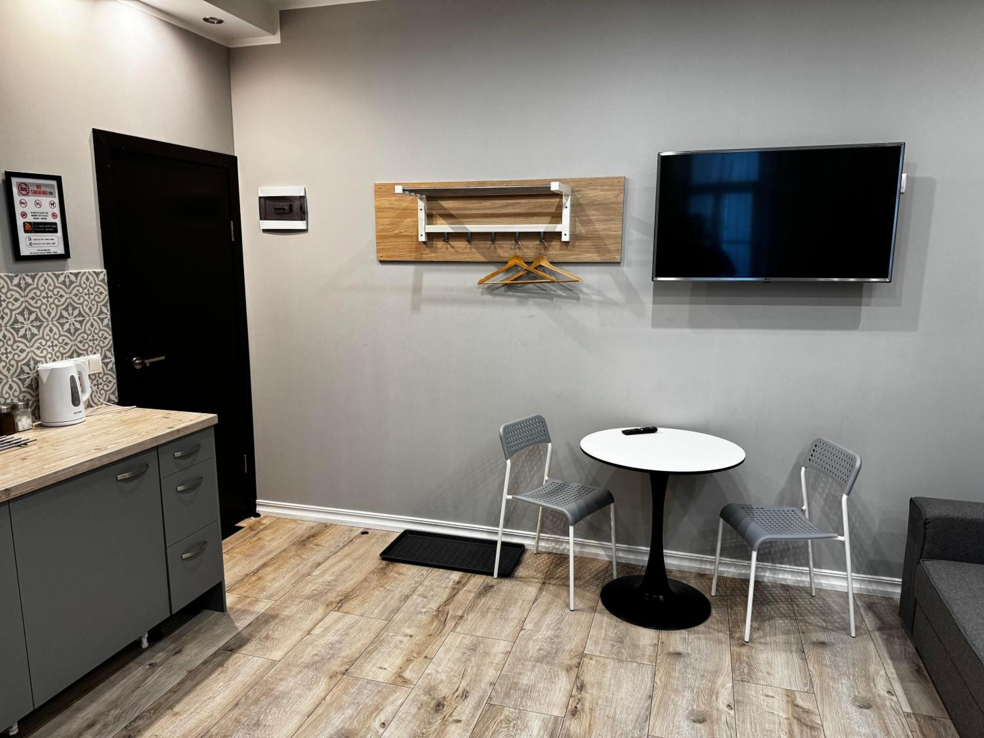Aparthotel Riga Luaran gambar A typical studio apartment
